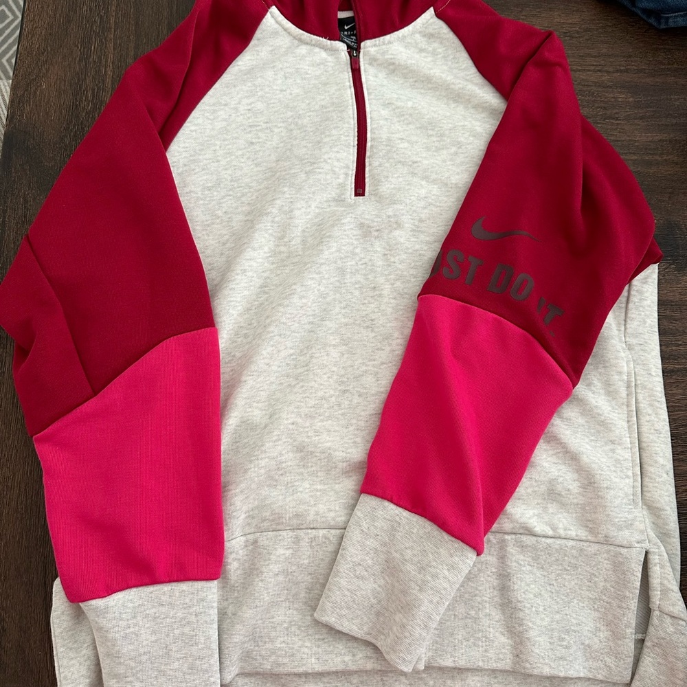 Nike women’s oversized half zip